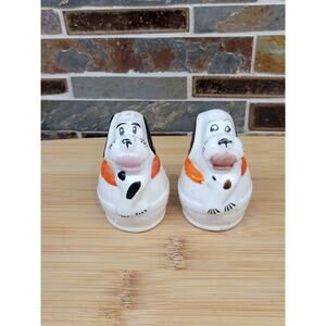 Vintage Hound Dog Salt Pepper Shakers, Dog in a Barrel, Japan